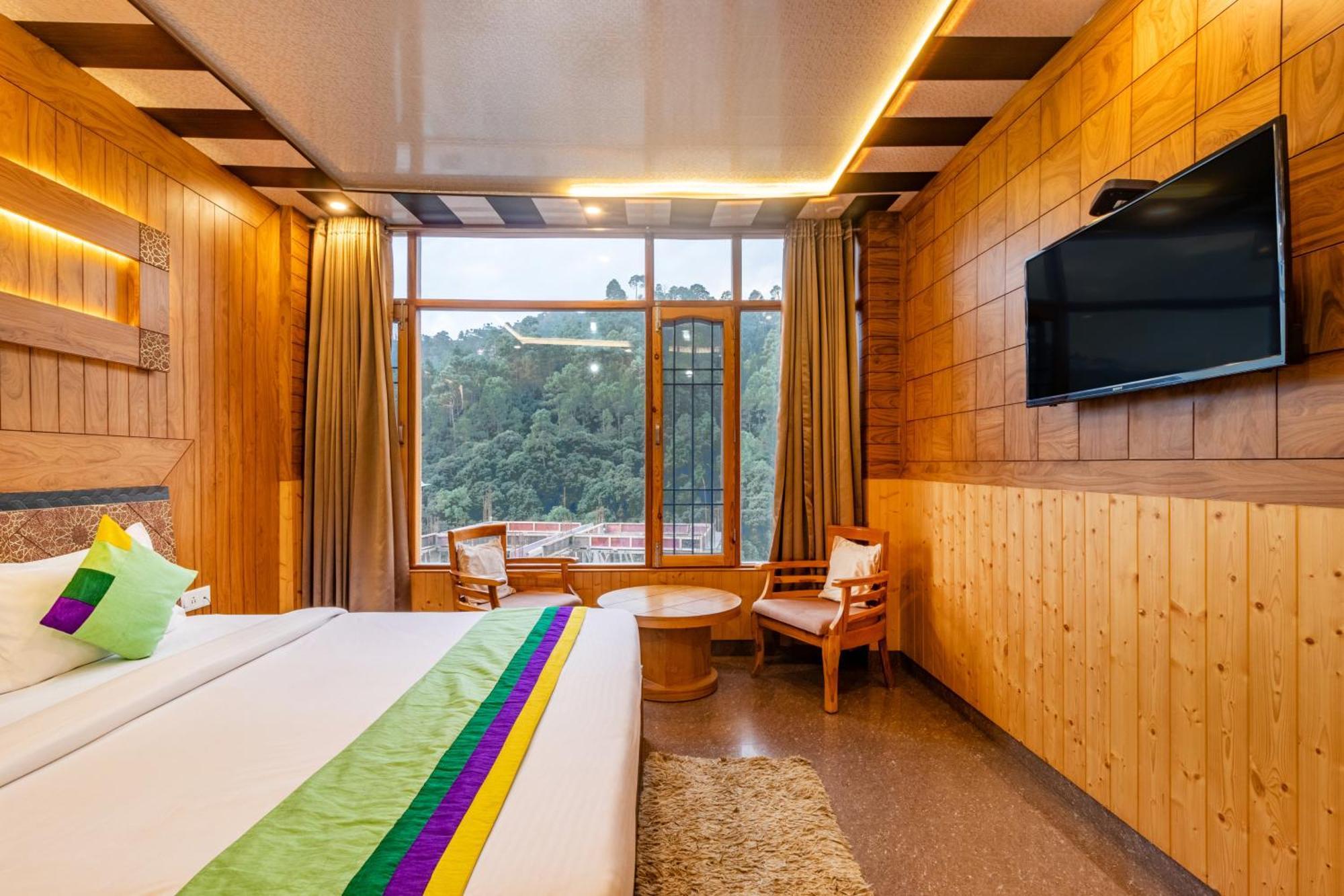Treebo Srishti Vaikunth With Mountain View Hotell Shimla Eksteriør bilde