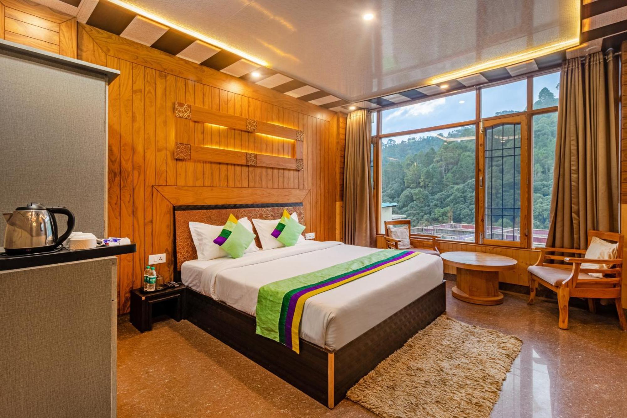 Treebo Srishti Vaikunth With Mountain View Hotell Shimla Eksteriør bilde