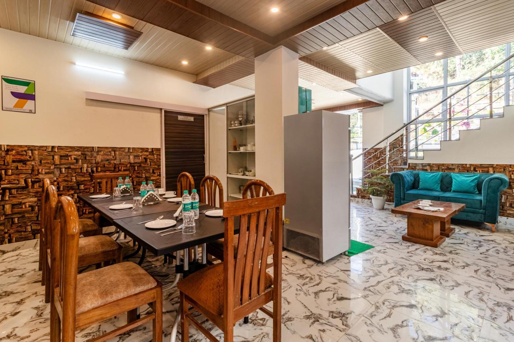 Treebo Srishti Vaikunth With Mountain View Hotell Shimla Eksteriør bilde