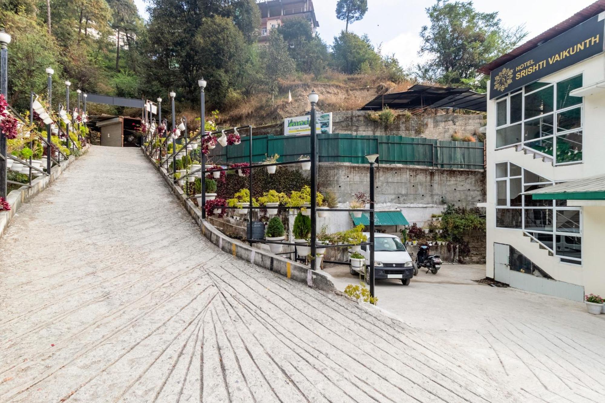 Treebo Srishti Vaikunth With Mountain View Hotell Shimla Eksteriør bilde