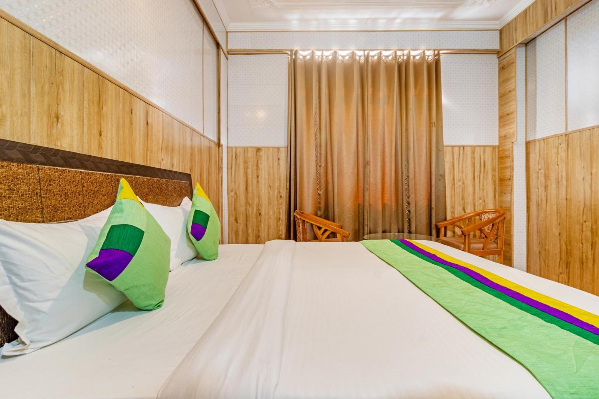 Treebo Srishti Vaikunth With Mountain View Hotell Shimla Eksteriør bilde